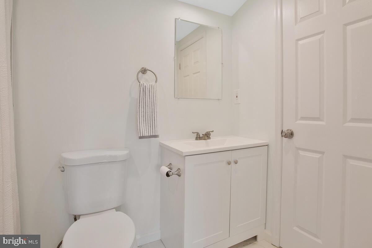712 Red Cedar Rd