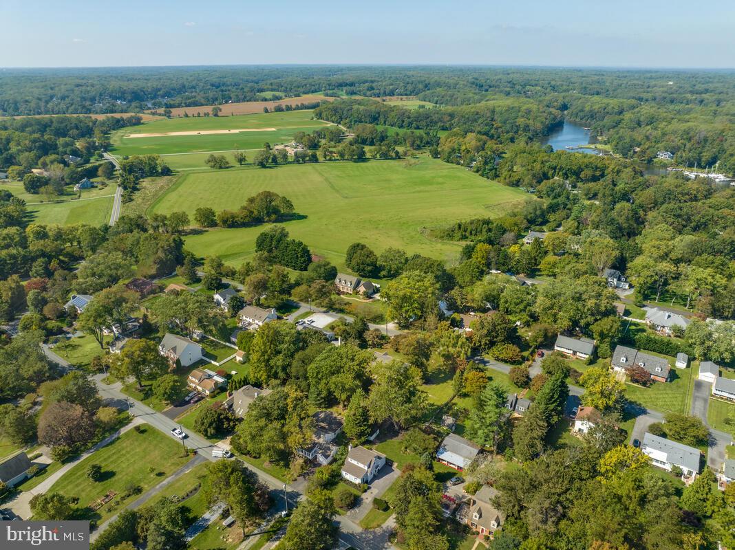 712 Red Cedar Rd