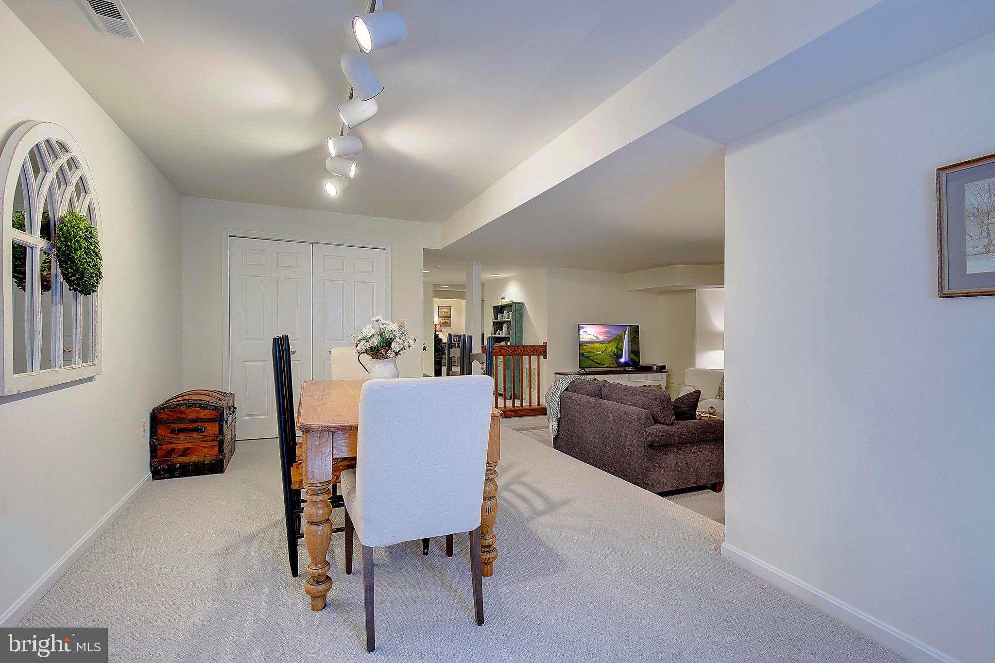 119 Summer Village Dr