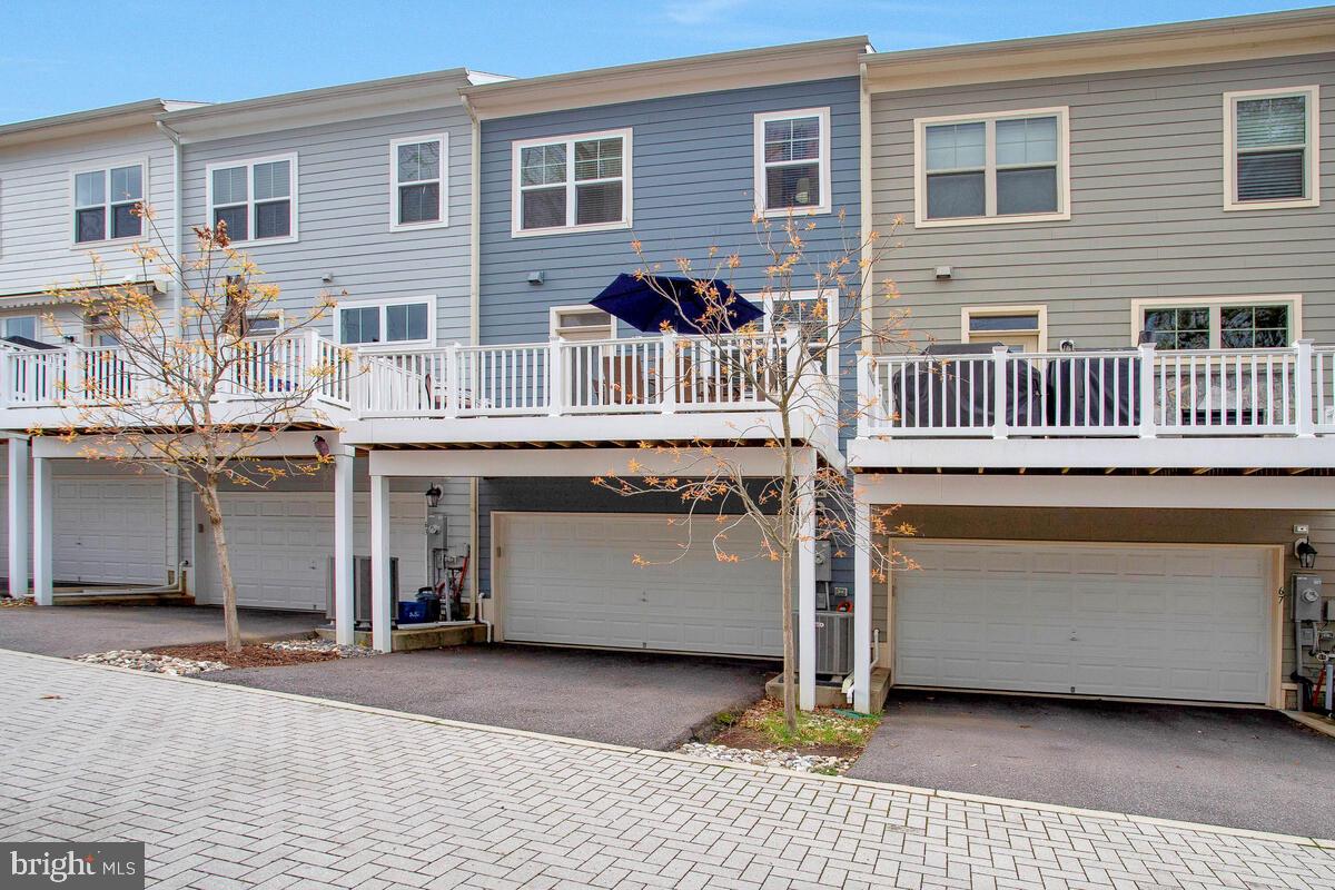 65 Primrose Hill Ln