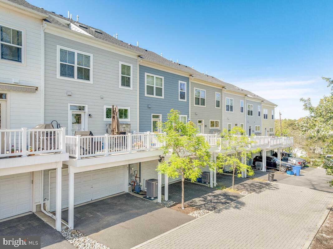 65 Primrose Hill Ln