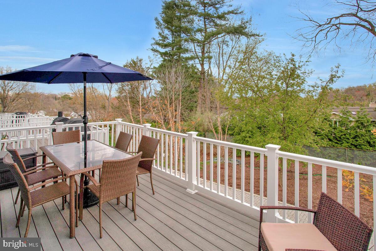 65 Primrose Hill Ln