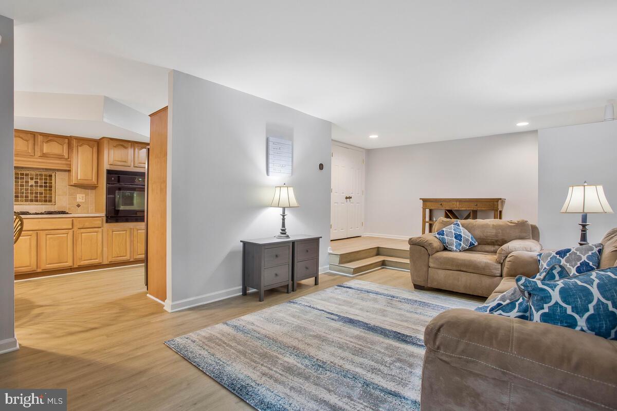 11 Silverwood Cir #4
