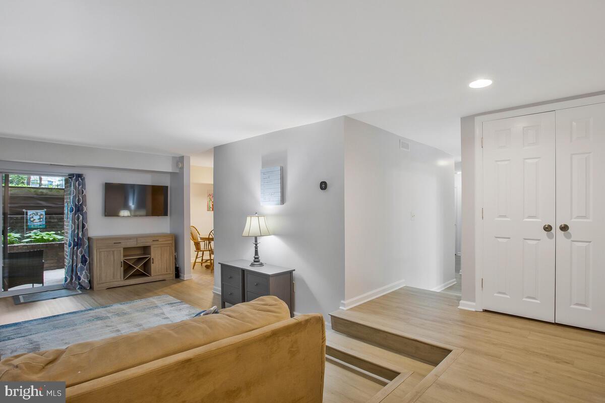 11 Silverwood Cir #4