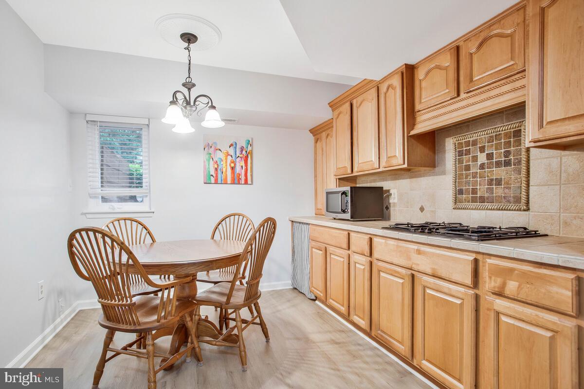 11 Silverwood Cir #4