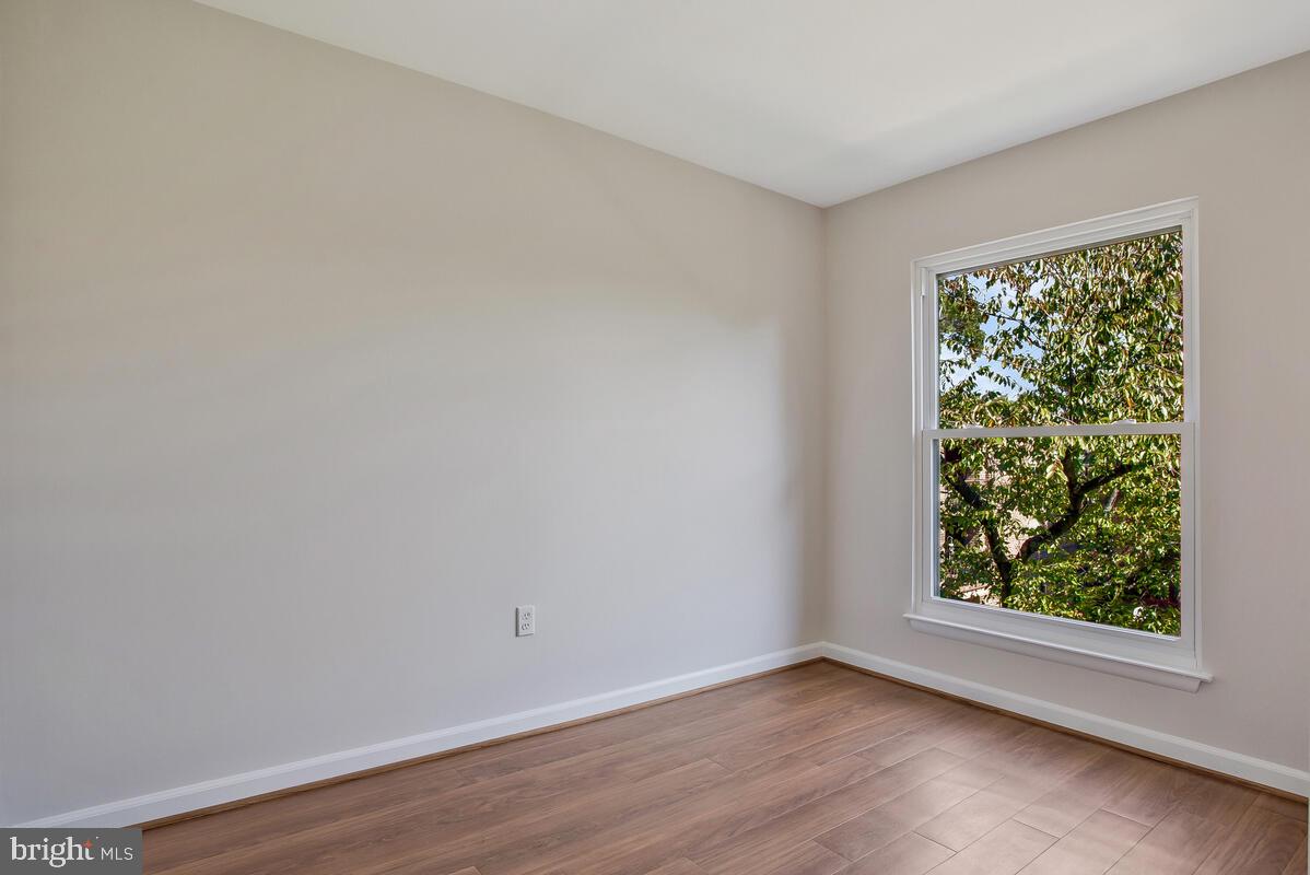 1 Silverwood Cir #10