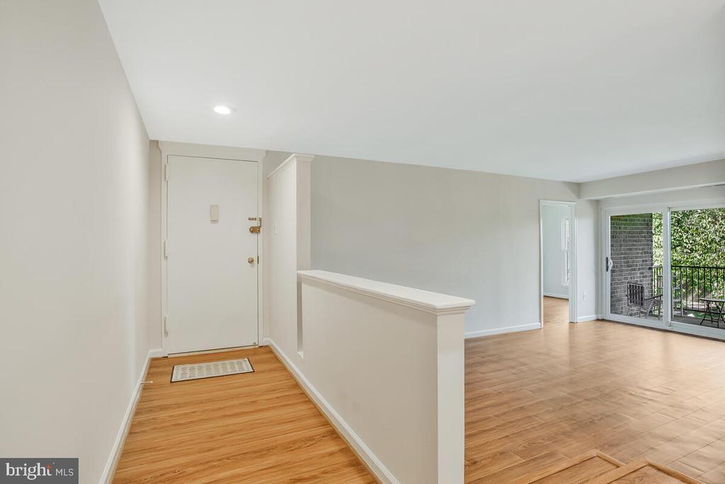 1 Silverwood Cir #10
