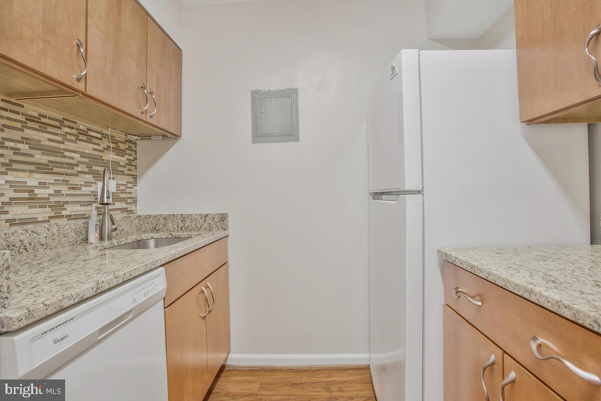 1 Silverwood Cir #10