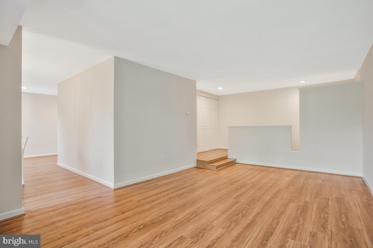 1 Silverwood Cir #10