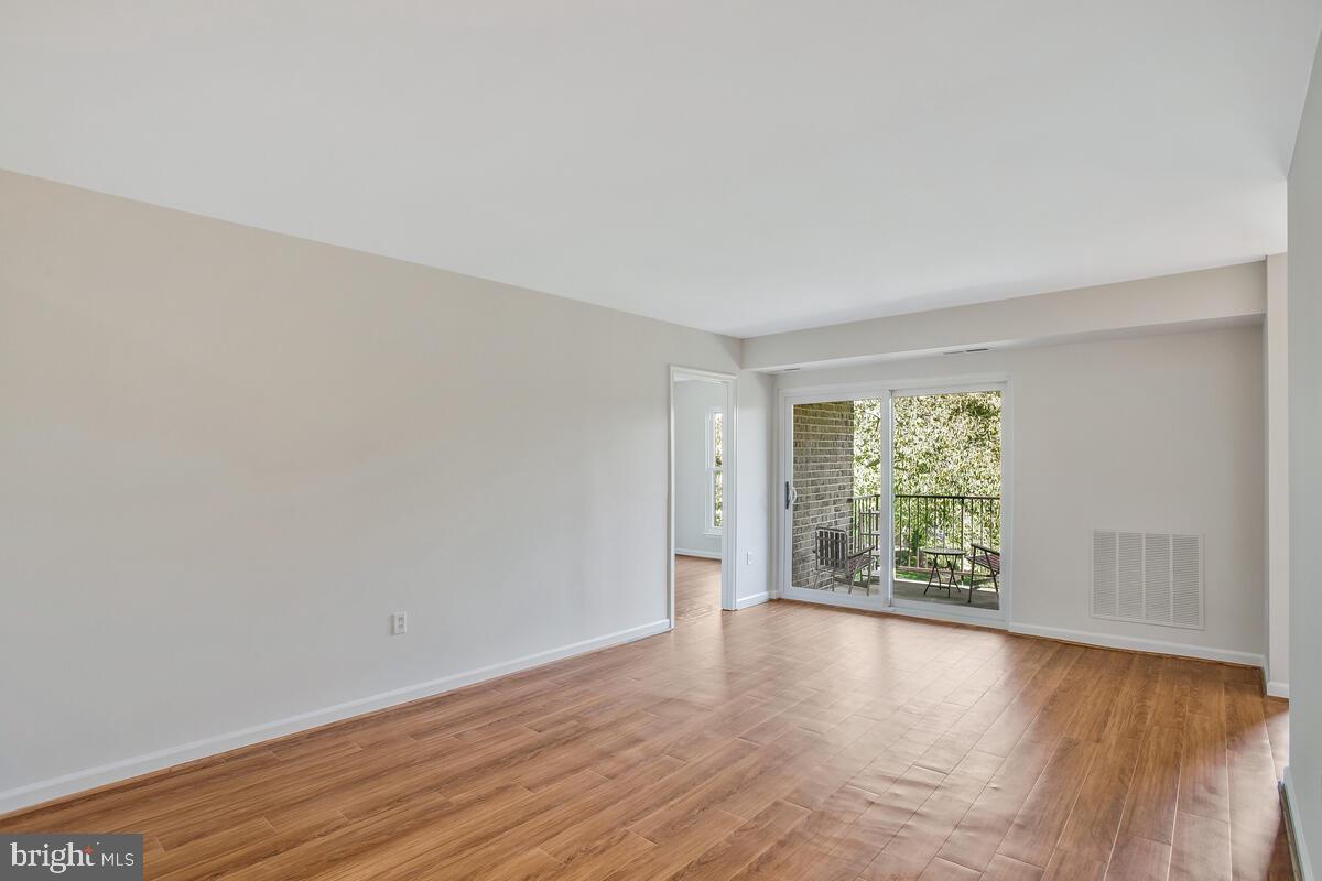 1 Silverwood Cir #10