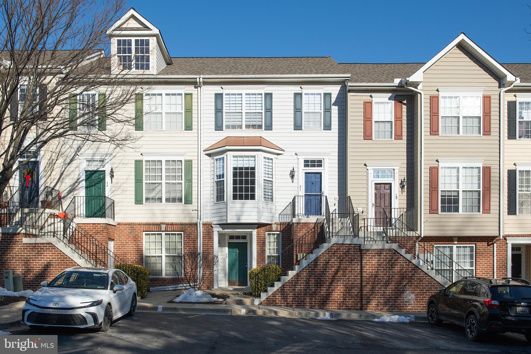33 HARBOUR HEIGHTS DR #33