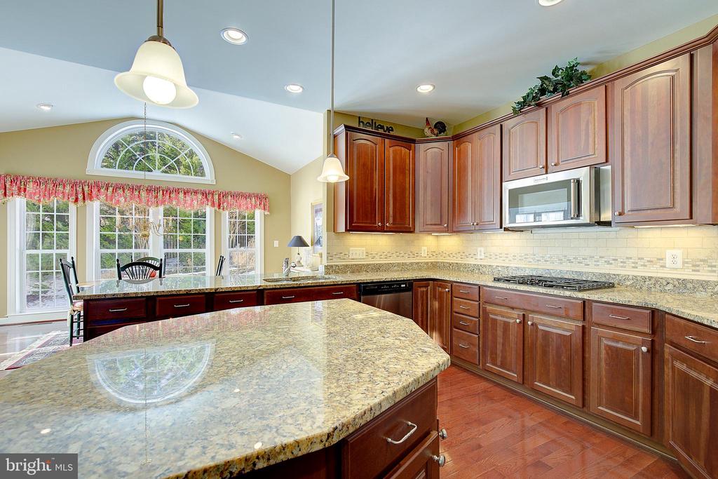 1218 Whetstone Dr