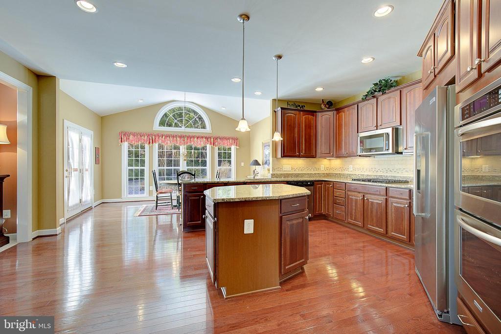 1218 Whetstone Dr