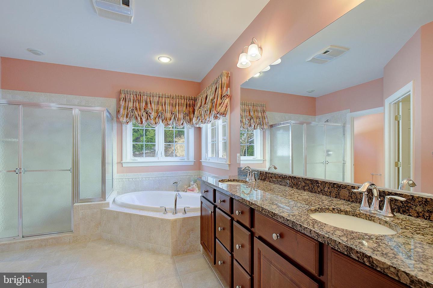1218 Whetstone Dr