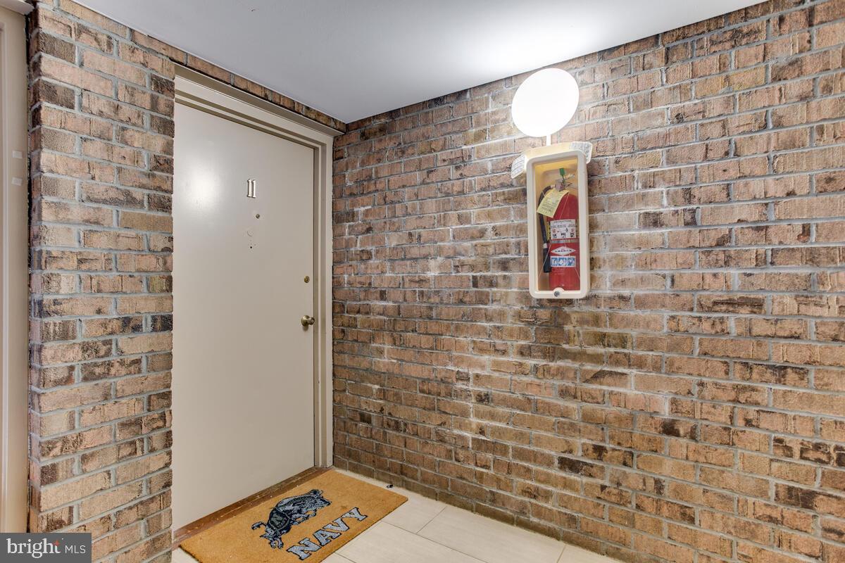 15 Silverwood Cir #11