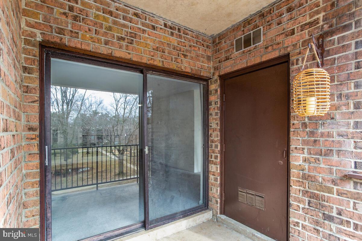 15 Silverwood Cir #11