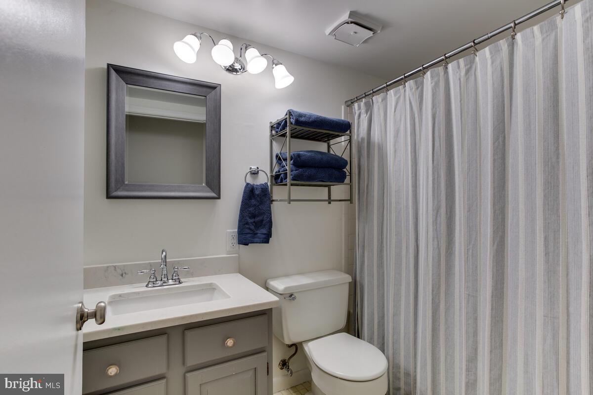 15 Silverwood Cir #11