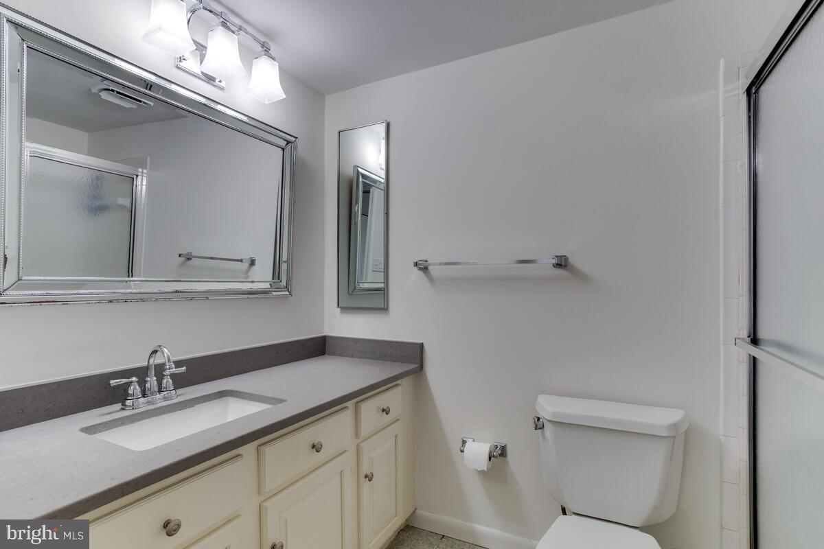15 Silverwood Cir #11