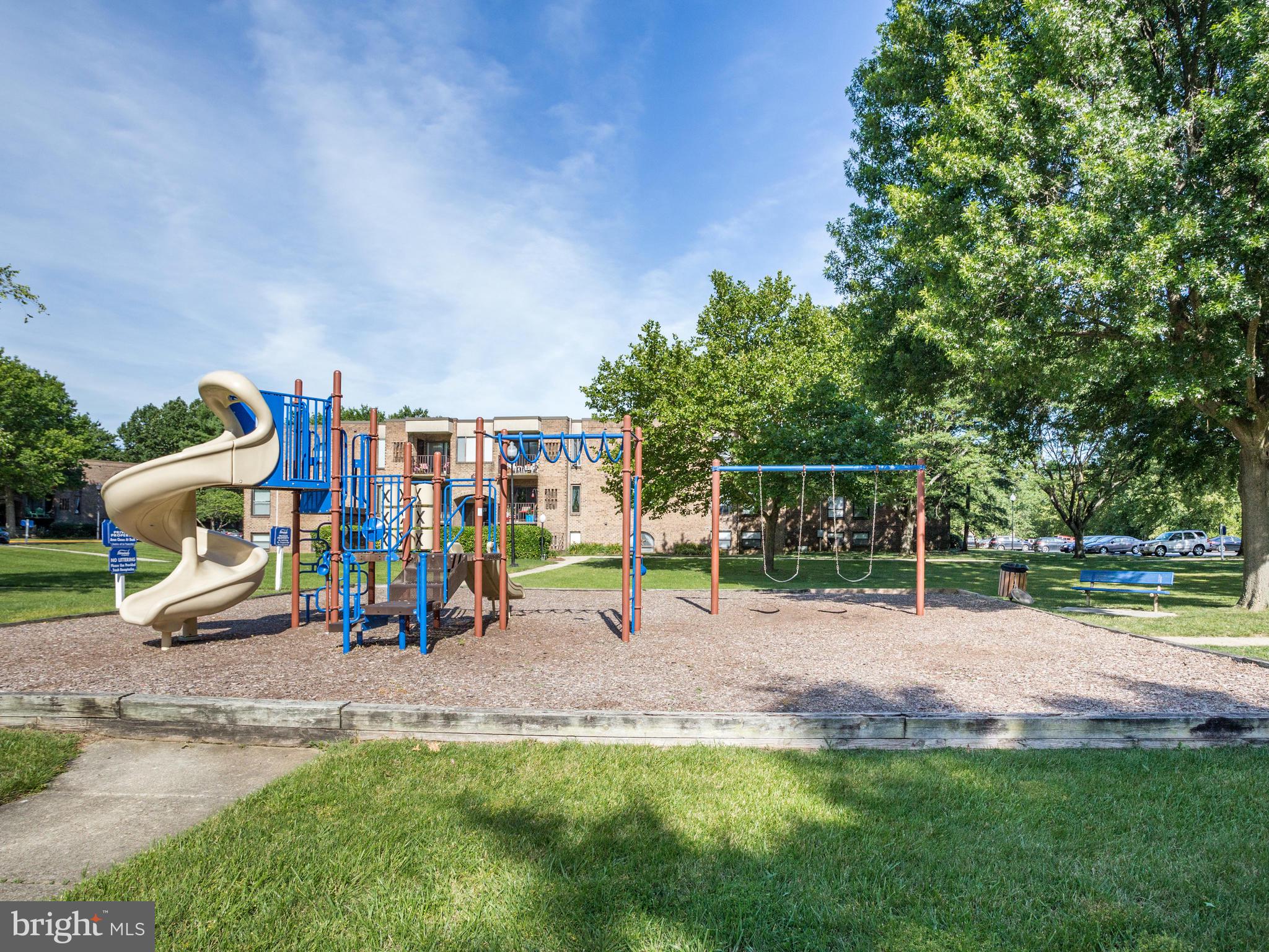 15 Silverwood Cir #11