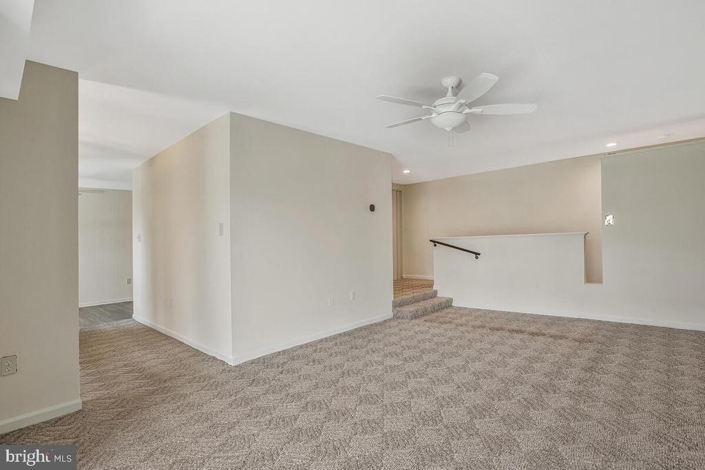 21 Silverwood Cir #8