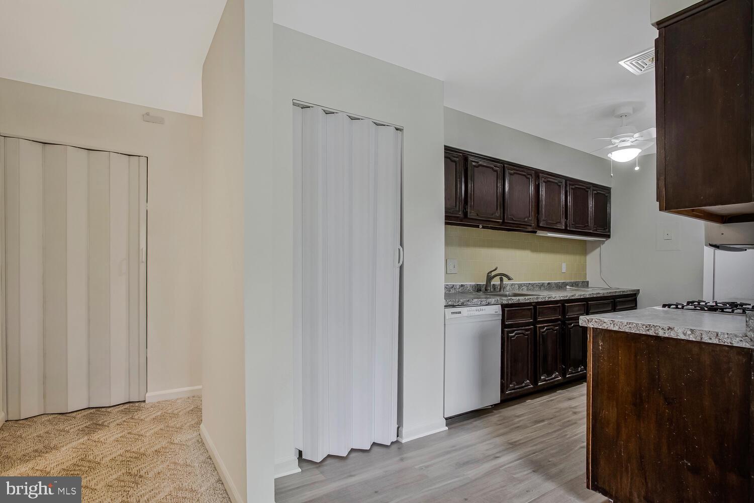 21 Silverwood Cir #8