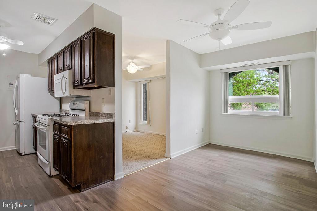 21 Silverwood Cir #8