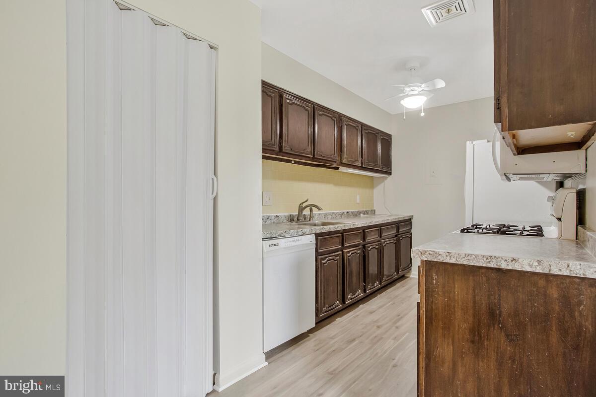 21 Silverwood Cir #8