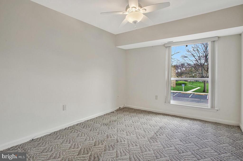 21 Silverwood Cir #8