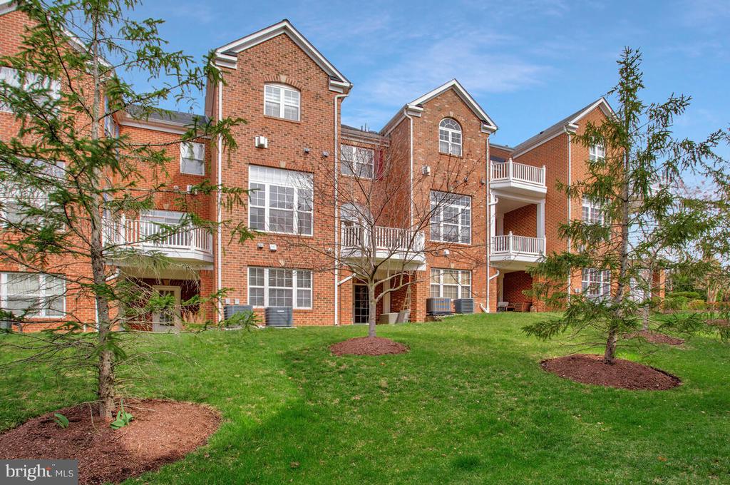2707 Merlot Ln