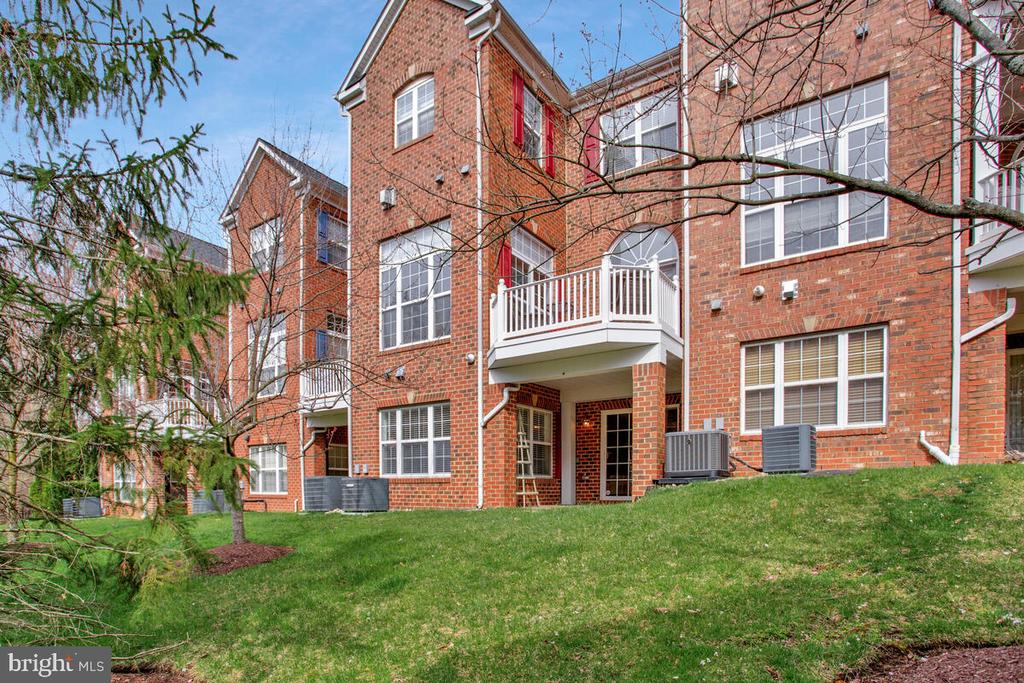 2707 Merlot Ln
