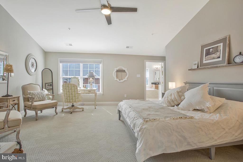 2707 Merlot Ln