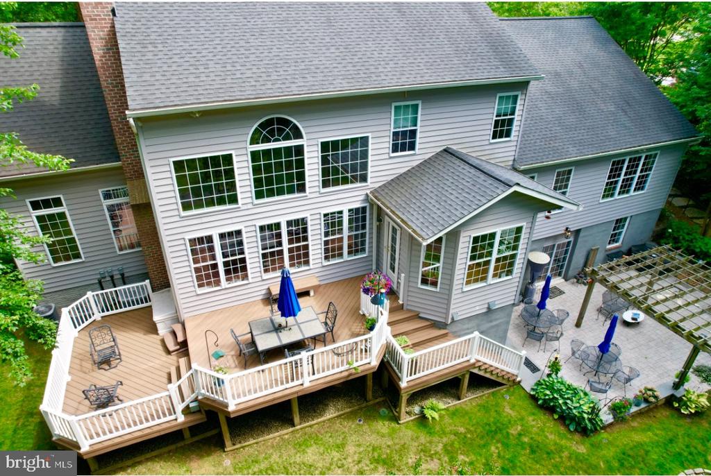 1180 GUMBOTTOM ROAD