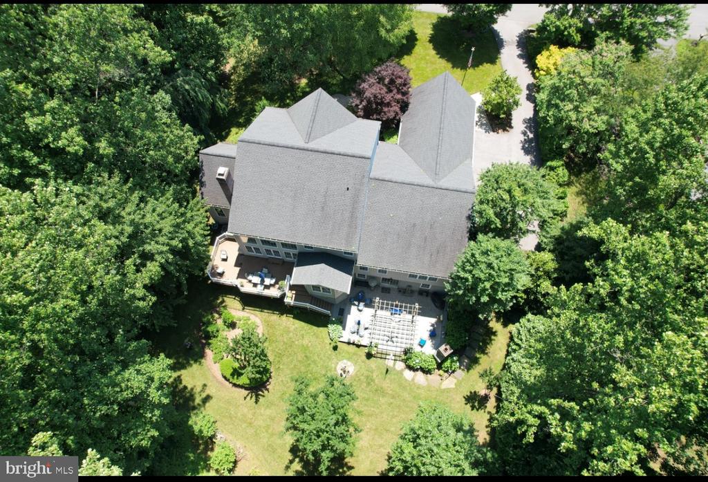 1180 GUMBOTTOM ROAD