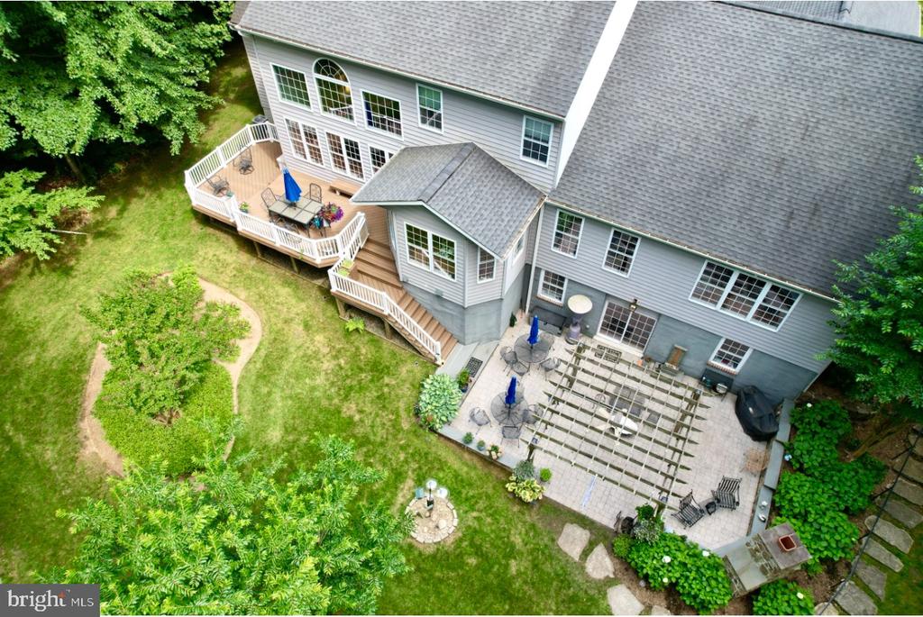 1180 GUMBOTTOM ROAD