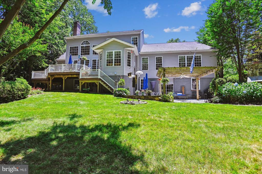 1180 GUMBOTTOM ROAD