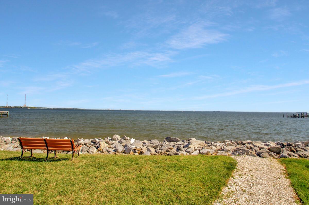 7002 CHANNEL VILLAGE COURT 101