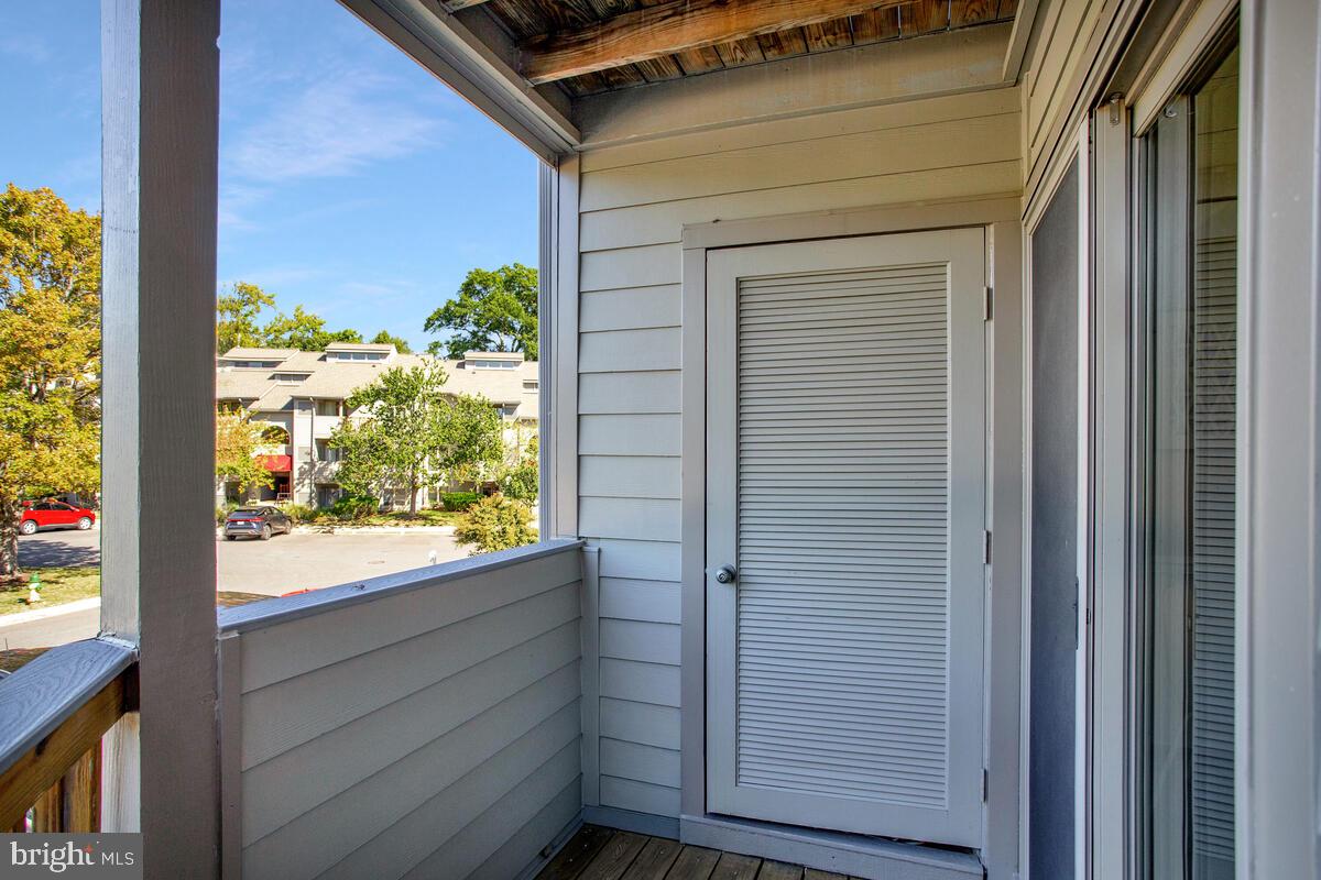 7002 CHANNEL VILLAGE COURT 101