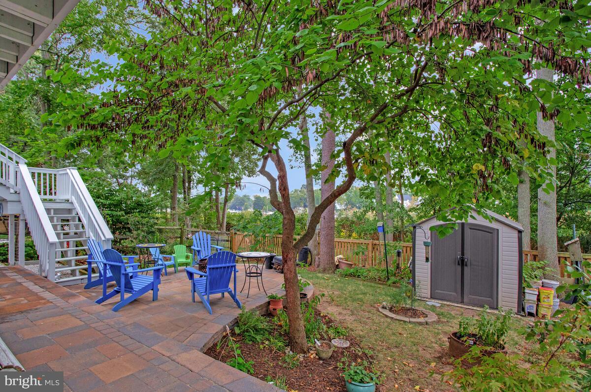 1193 BAY HIGHLANDS DRIVE