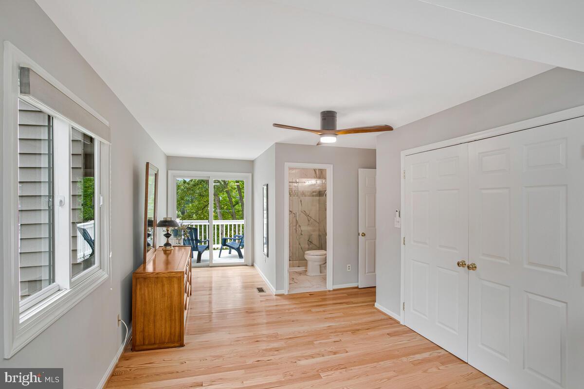 1193 BAY HIGHLANDS DRIVE