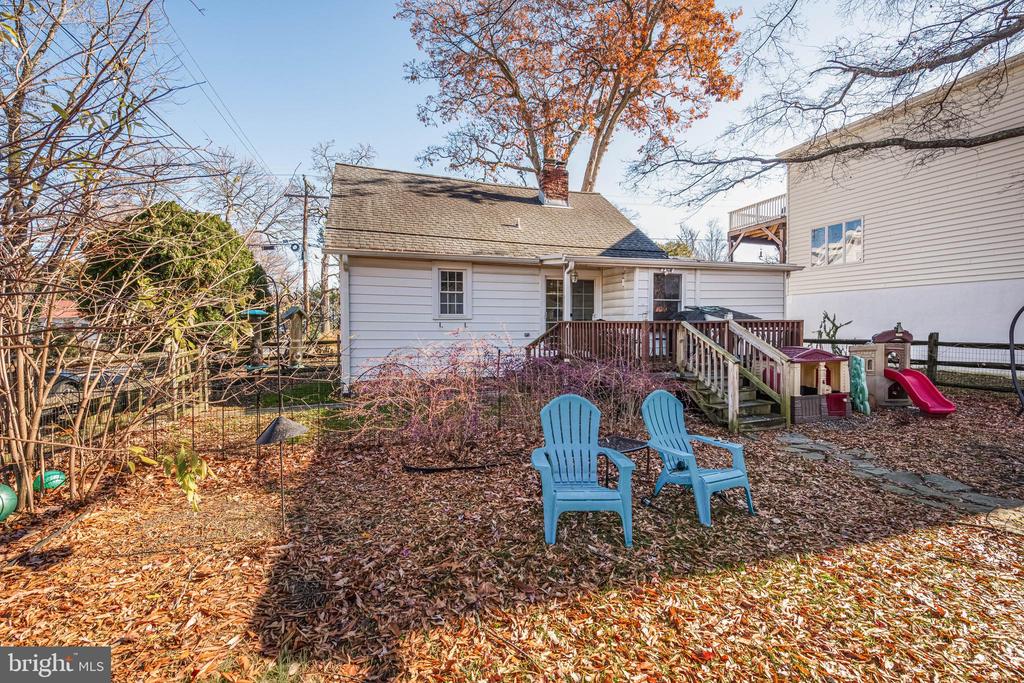 3426 NARRAGANSETT AVENUE
