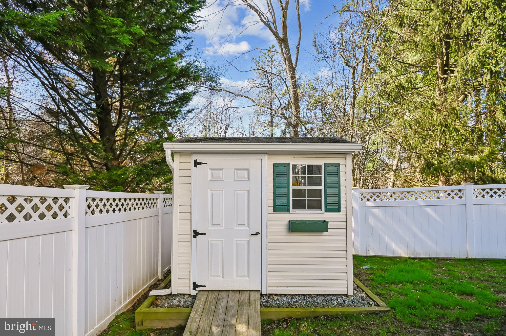 614 CRAWFORDS RIDGE ROAD