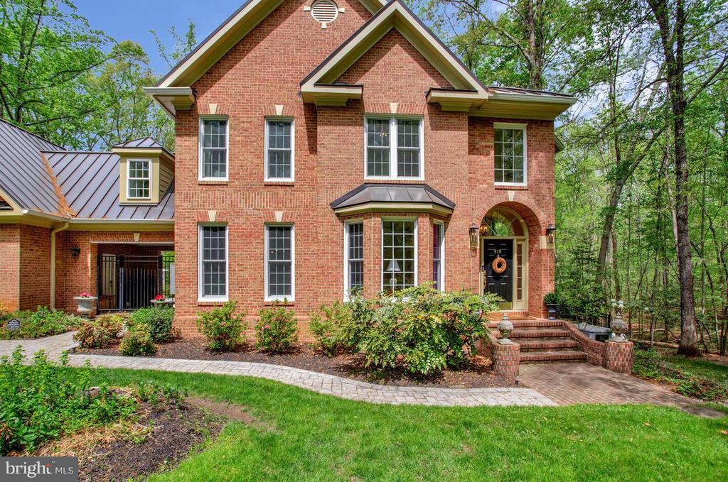 918 MALVERN HILL DRIVE