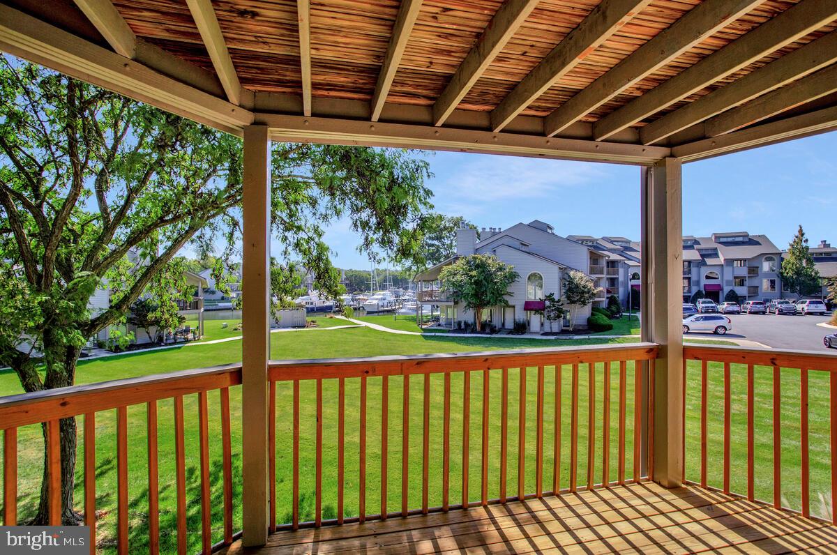 7002 CHANNEL VILLAGE COURT 101