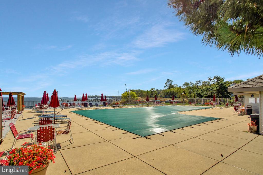 7002 CHANNEL VILLAGE COURT 101