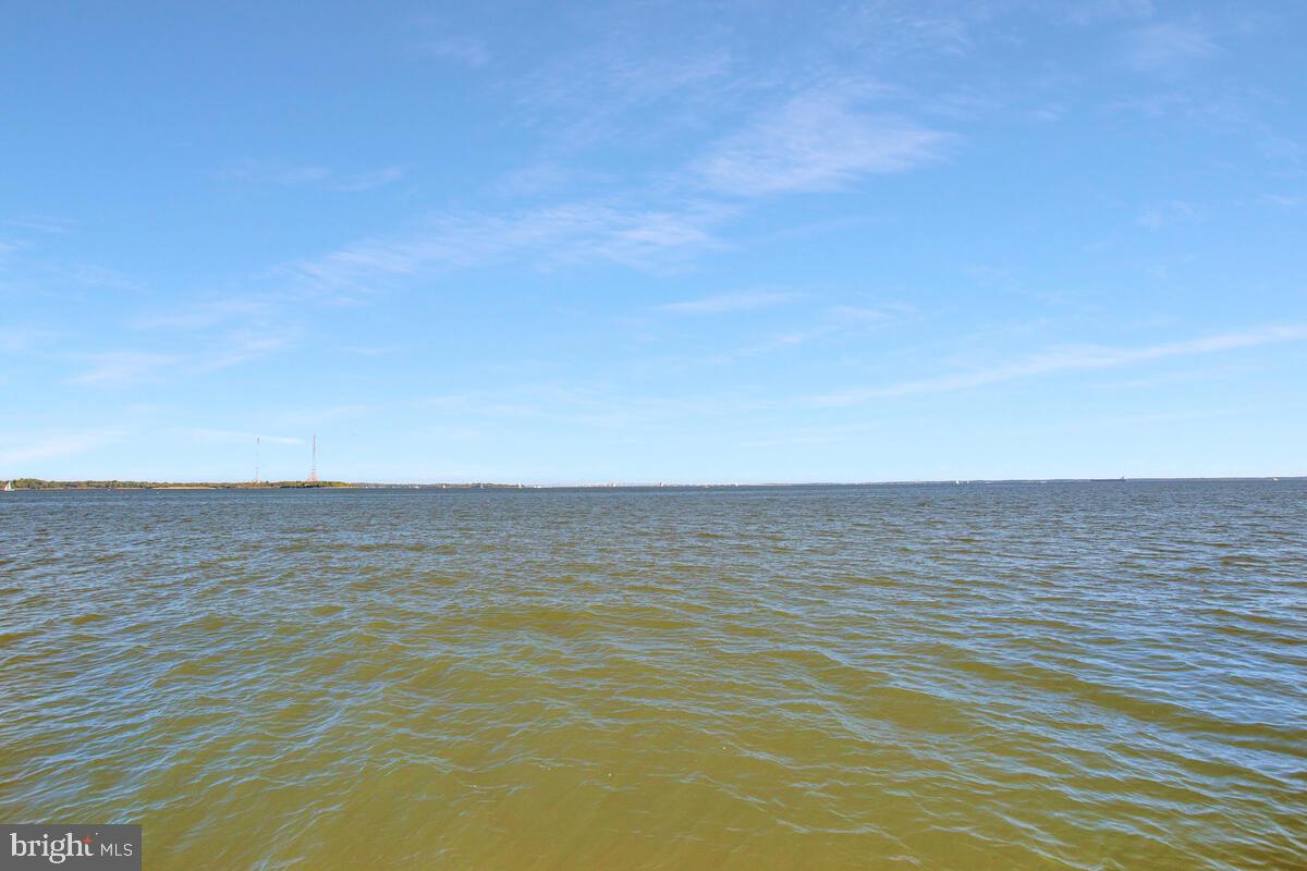 7002 CHANNEL VILLAGE COURT 101