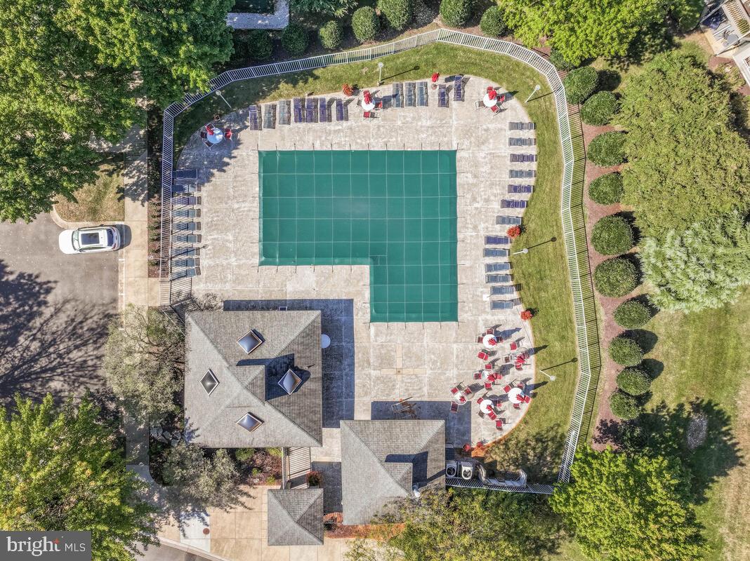 7002 CHANNEL VILLAGE COURT 101