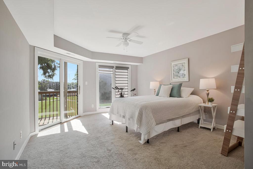 7002 CHANNEL VILLAGE COURT 101