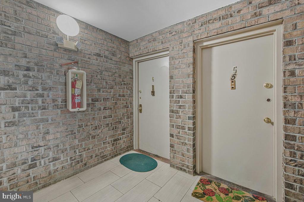 15 SILVERWOOD CIRCLE 6