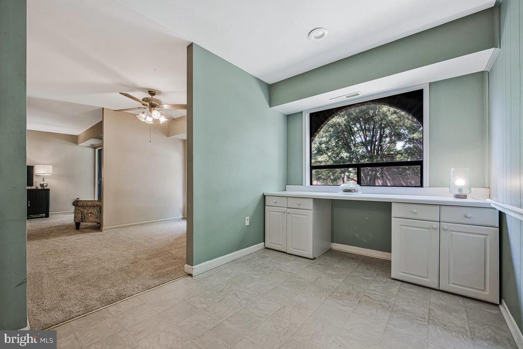 15 SILVERWOOD CIRCLE 6