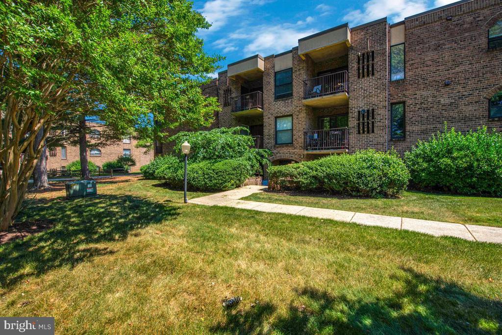 15 SILVERWOOD CIRCLE 6